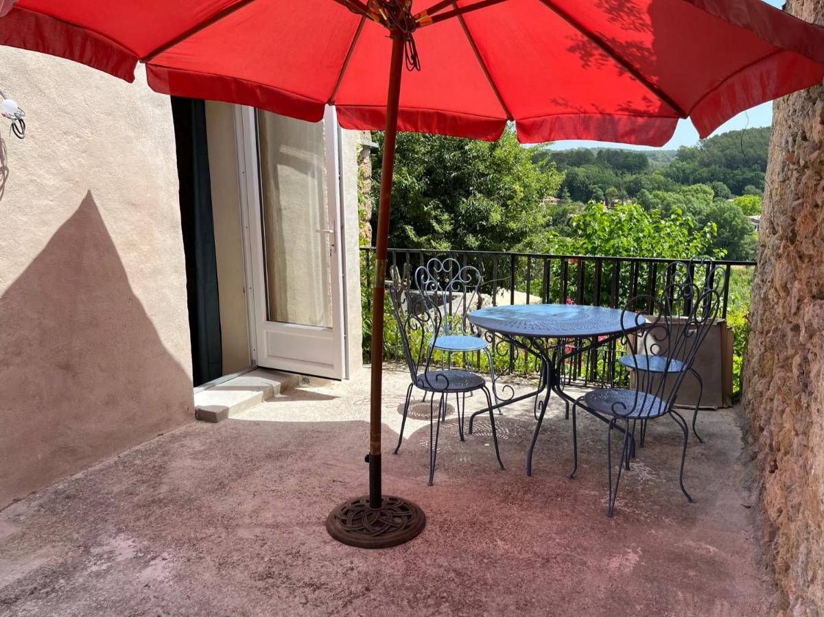La Parenthese Du Var - Gite Avec Grande Terrasse Vue Sur Piscine Saint-Antonin-du-Var エクステリア 写真