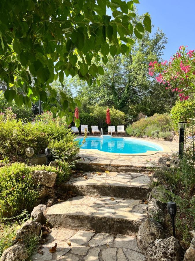 La Parenthese Du Var - Gite Avec Grande Terrasse Vue Sur Piscine Saint-Antonin-du-Var エクステリア 写真