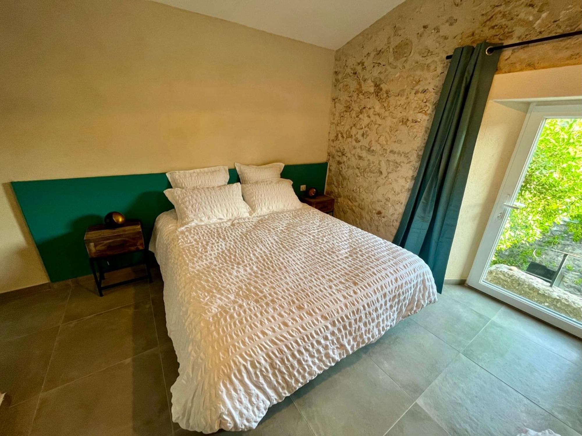 La Parenthese Du Var - Gite Avec Grande Terrasse Vue Sur Piscine Saint-Antonin-du-Var エクステリア 写真